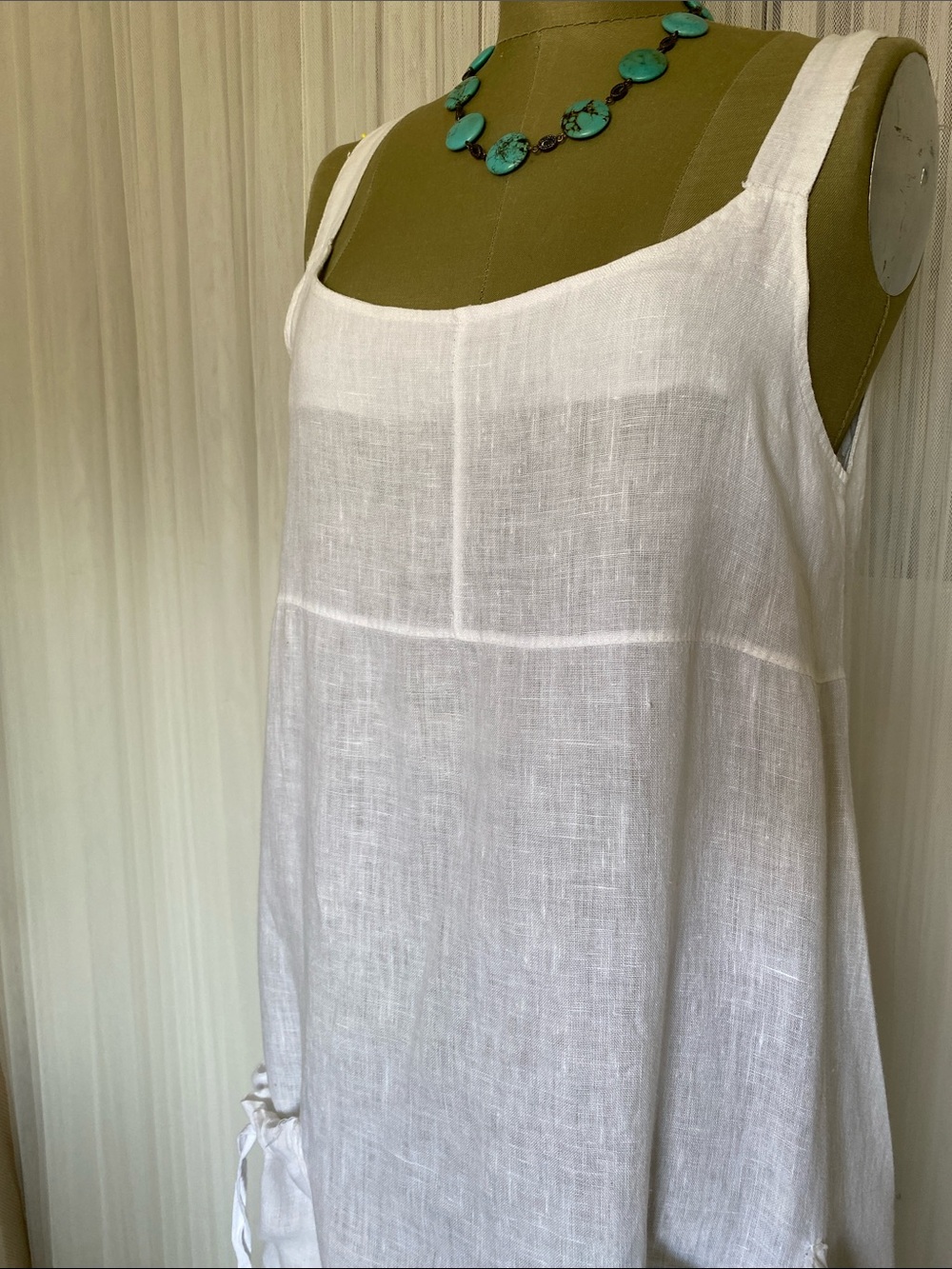 White Linen Sleeveless Tie-Pocket Hankerchief Dress by Froccella - Picture 3 of 10